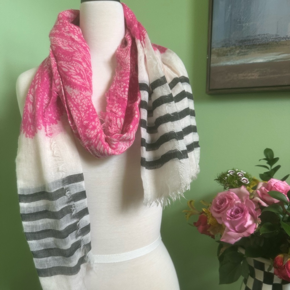 Pink Scarf 
Thin Material
Make Offer!